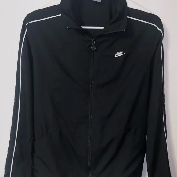 Nike Black Fit Dry Jacket - Picture 1 of 3